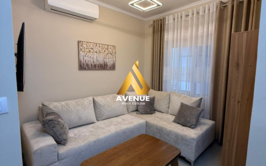 JEPET ME QIRA APARTAMENT 1+1, LAPRAKË