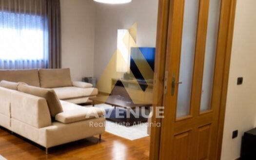 APARTAMENT ME QIRA 3+1 RRUGA E KOSOVARËVE, TIRANË